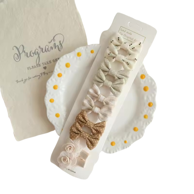 Bow hair clip - Whites