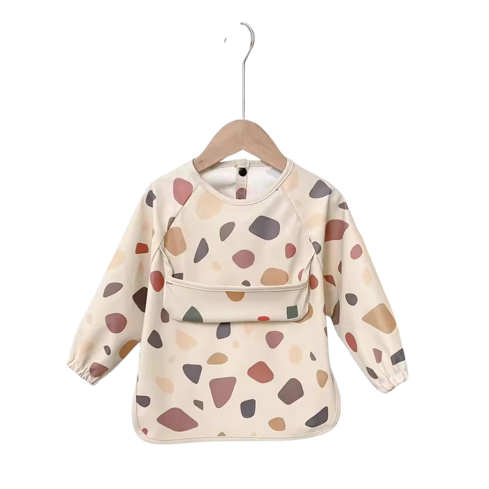 Long sleeved bib with crumb pouch (Rock)