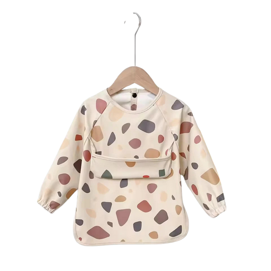 Long sleeved bib with crumb pouch (Rock)